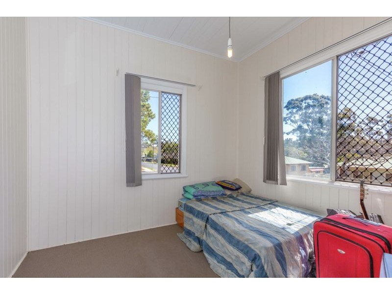 188 Jellicoe Street, Newtown QLD 4350