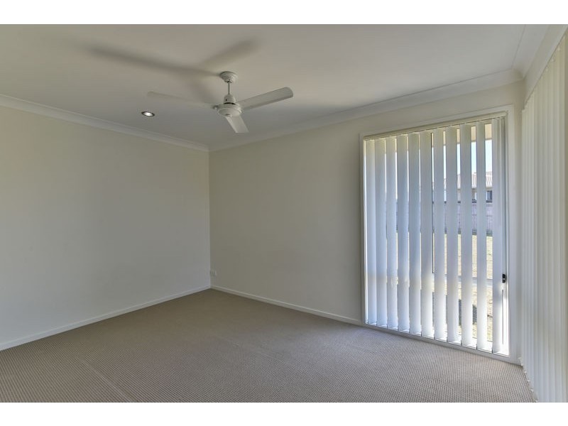 60 Newman Road, Wyreema QLD 4352