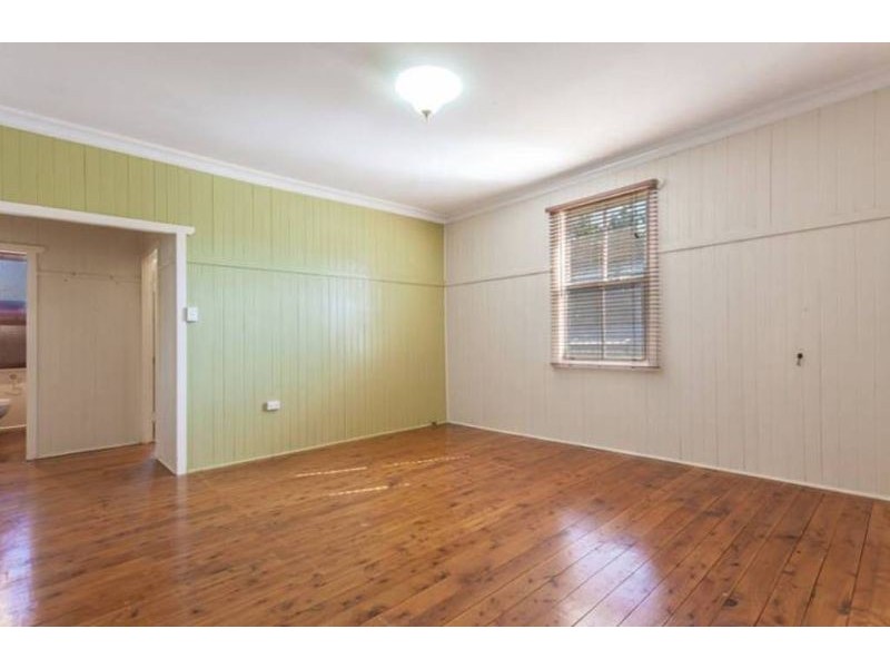 13 Ramsay Street, South Toowoomba QLD 4350