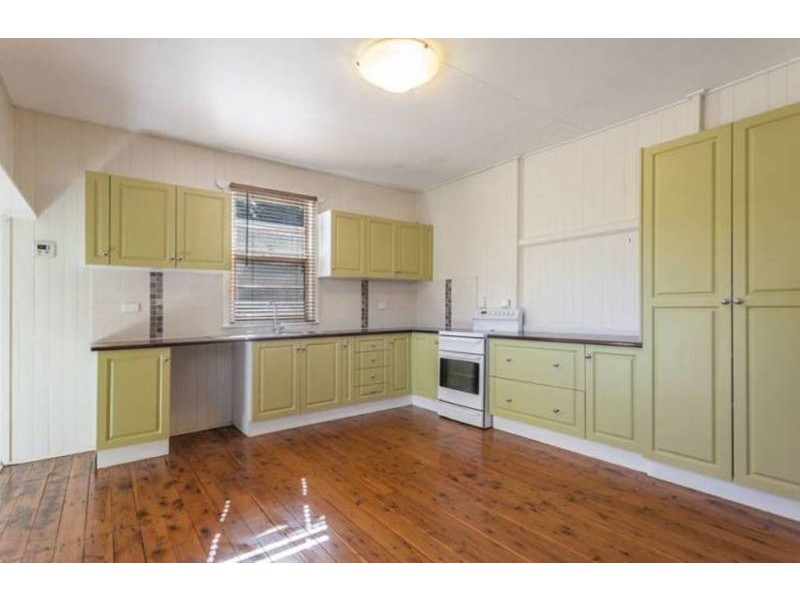 13 Ramsay Street, South Toowoomba QLD 4350