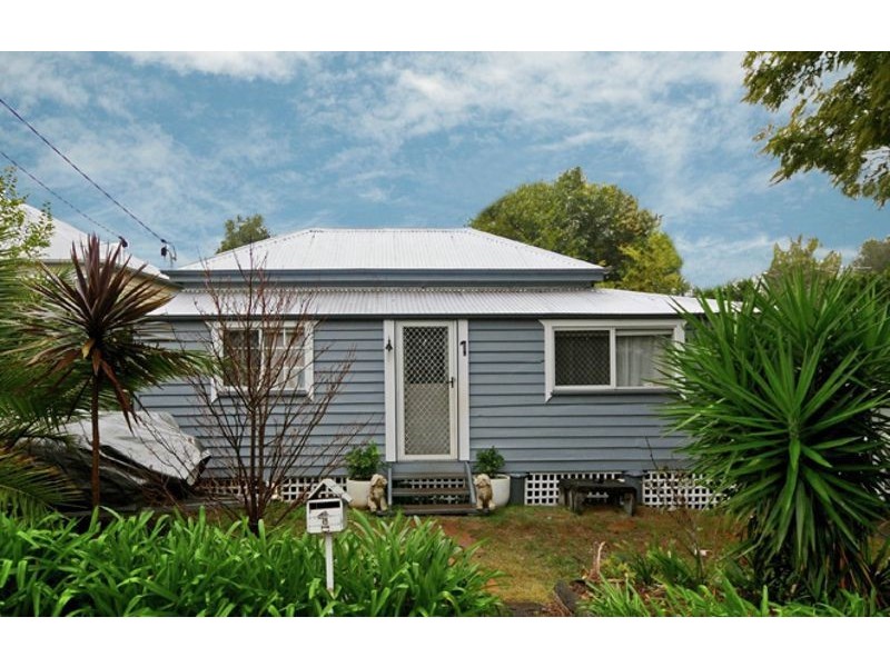 1 Neterville Street, East Toowoomba QLD 4350