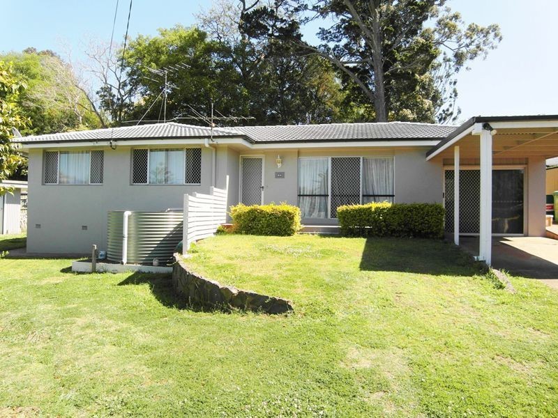 23 Barrymount Crescent, Mount Lofty QLD 4350