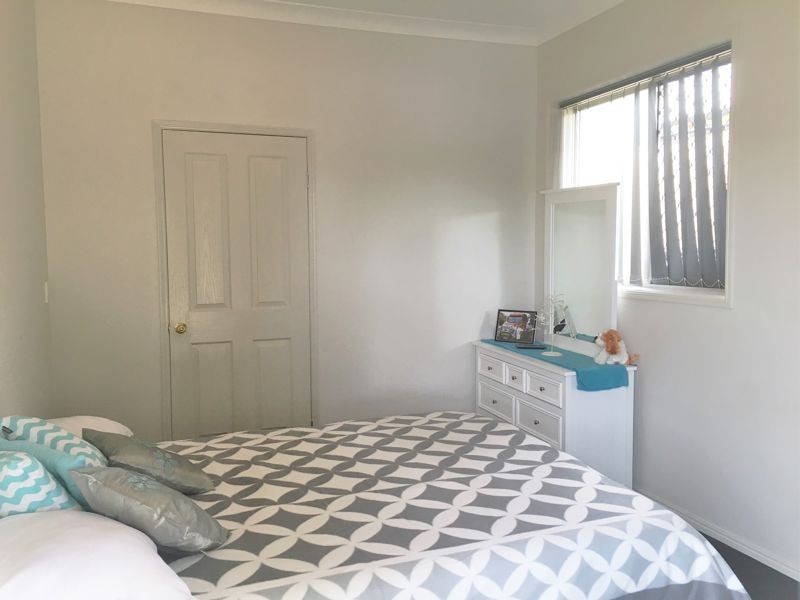 23 Barrymount Crescent, Mount Lofty QLD 4350
