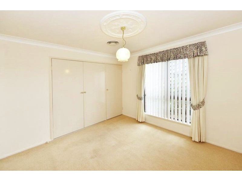 15 Wiemers Crescent, Centenary Heights QLD 4350