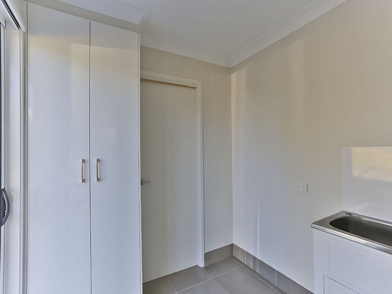 4/8 Colvin Street, Drayton QLD 4350