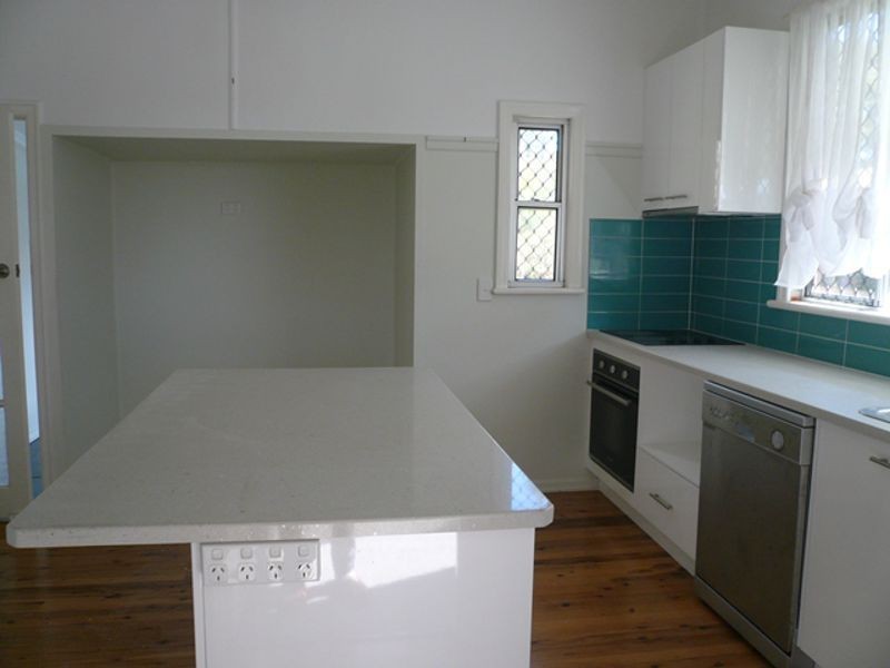 4 Morton Street, South Toowoomba QLD 4350
