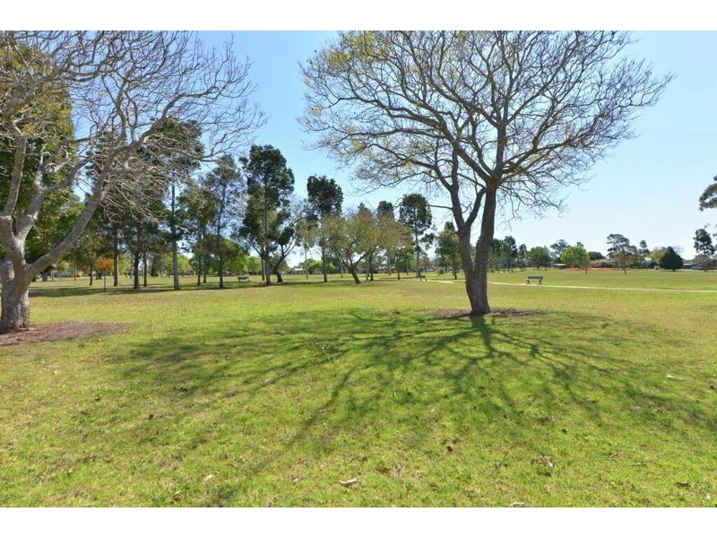 15 Skehan Street, Centenary Heights QLD 4350