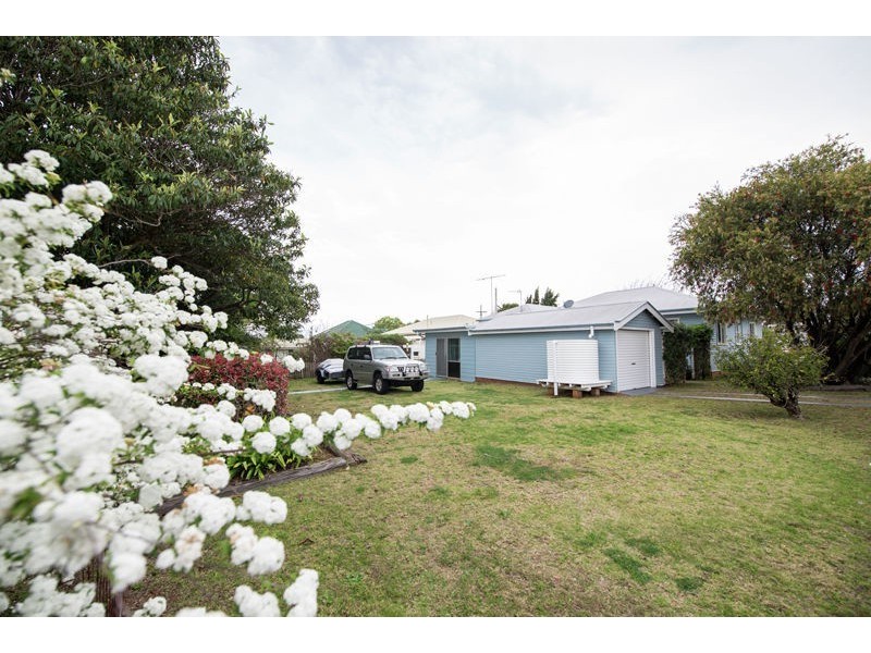 13 Farquharson Street, Harristown QLD 4350