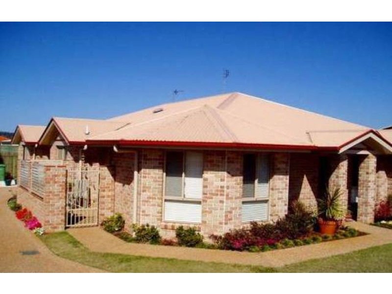 2/86 South Street, Rangeville QLD 4350