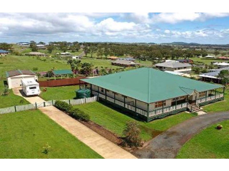 3 Barton Court, Highfields QLD 4352