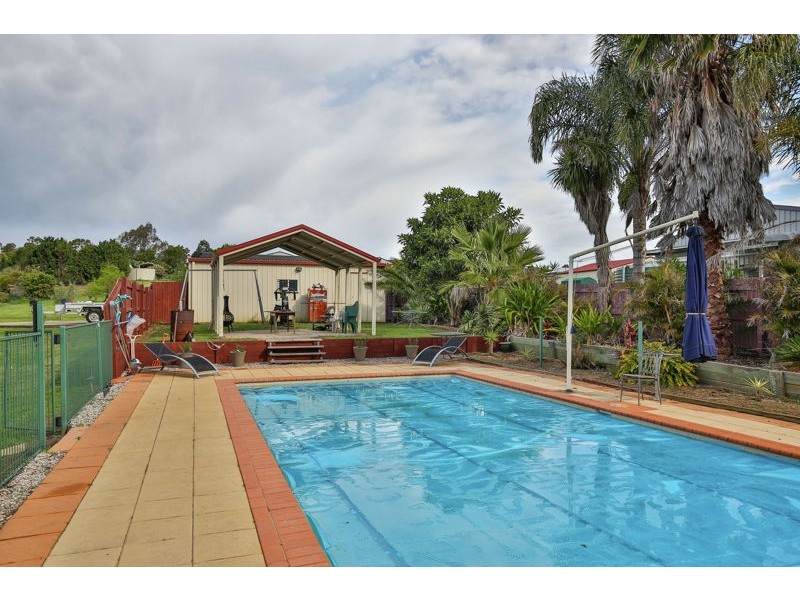 3 Barton Court, Highfields QLD 4352