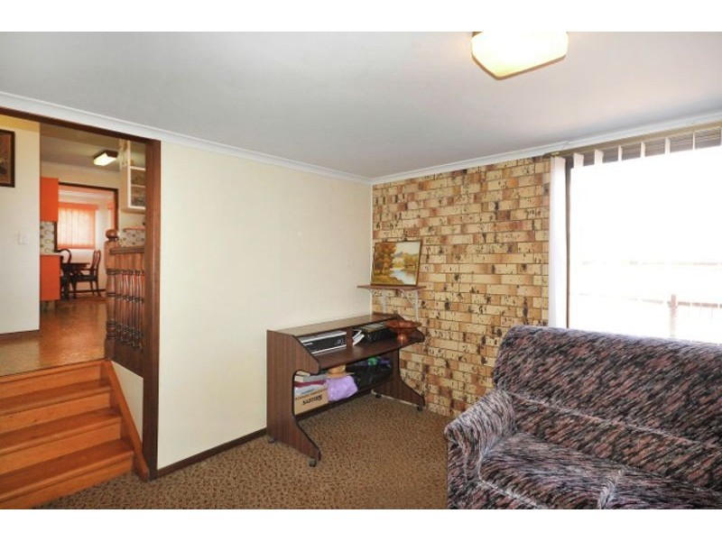 8 Bimbadeen Court, Wilsonton QLD 4350