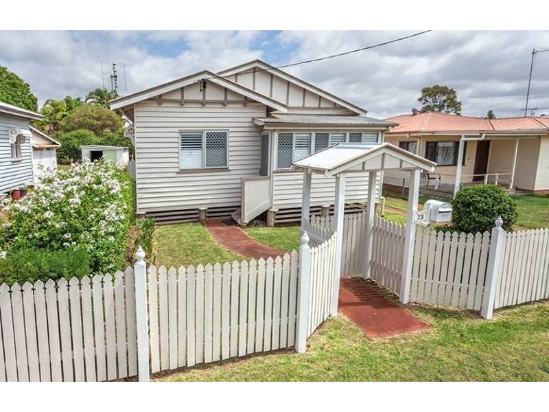 23 Cay Street, Newtown QLD 4350