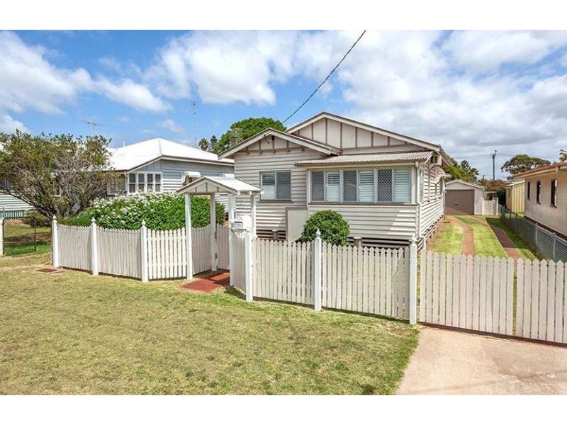 23 Cay Street, Newtown QLD 4350