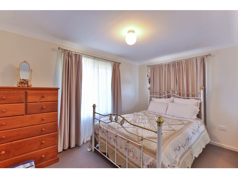 Centenary Heights QLD 4350