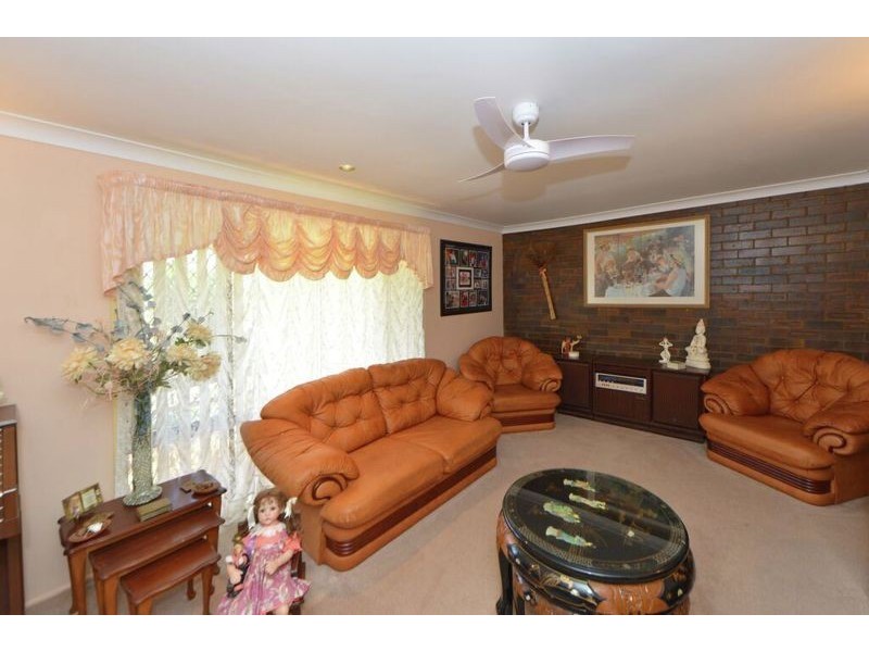 22 Nugent Crescent, Wilsonton QLD 4350
