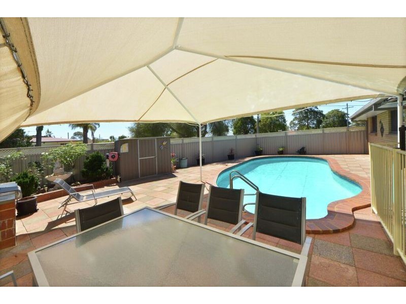 22 Nugent Crescent, Wilsonton QLD 4350