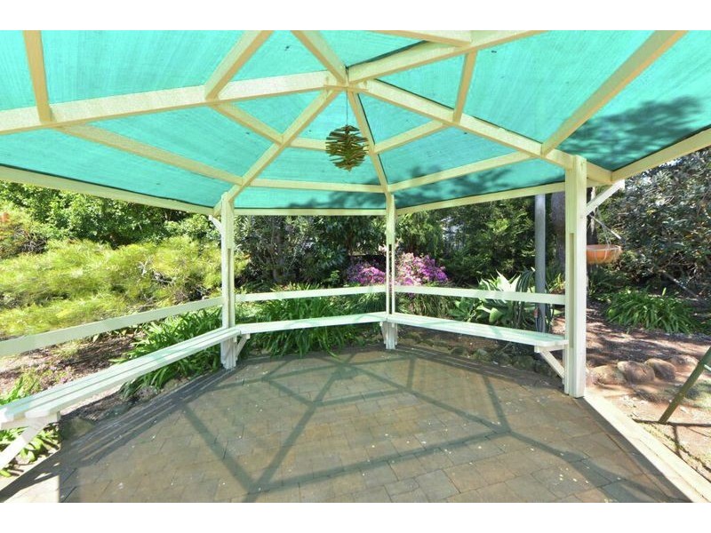 22 Nugent Crescent, Wilsonton QLD 4350