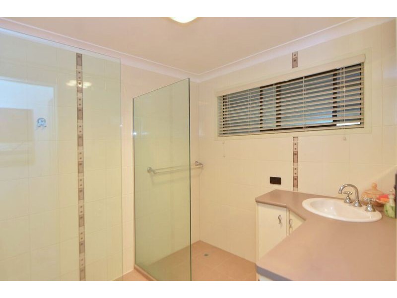 22 Nugent Crescent, Wilsonton QLD 4350