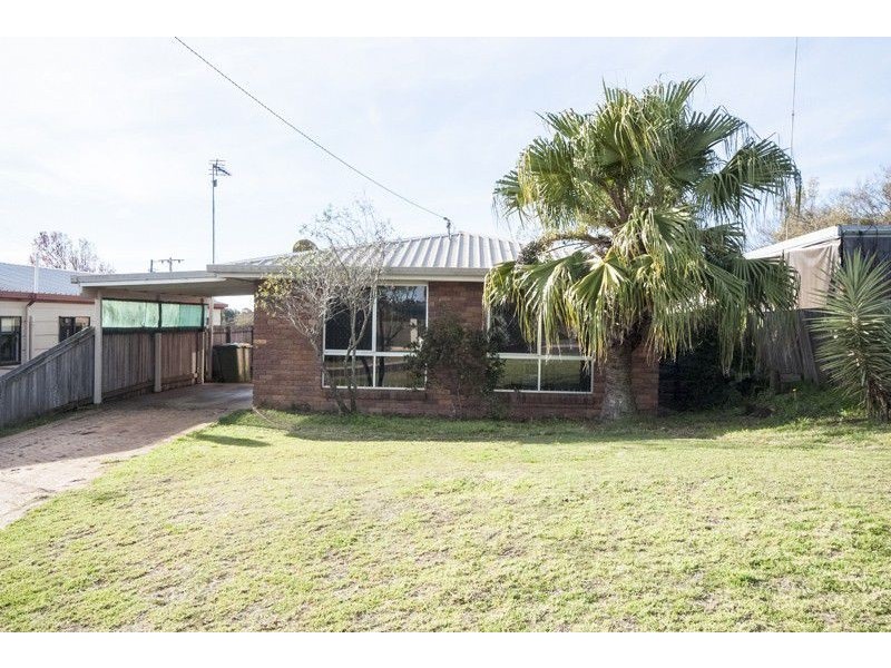 26 Bruntnell Street, Kearneys Spring QLD 4350