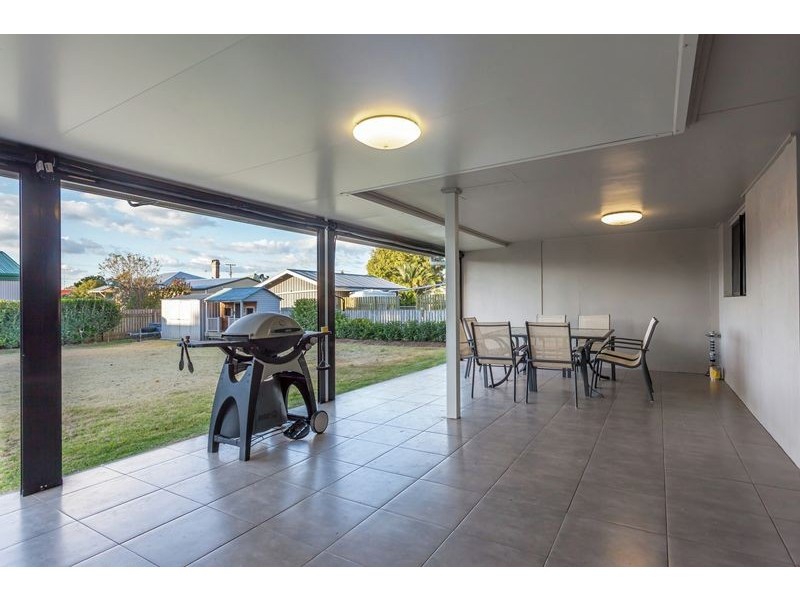 223 Russell Street, Newtown QLD 4350