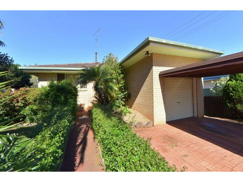 56 Rowbotham Street, Rangeville QLD 4350