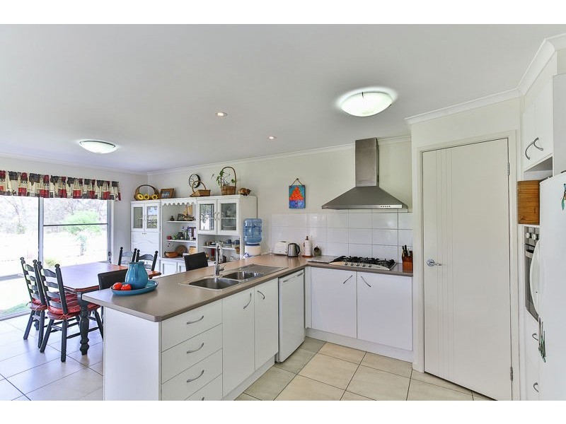 12 Baxwill Court, Top Camp QLD 4350