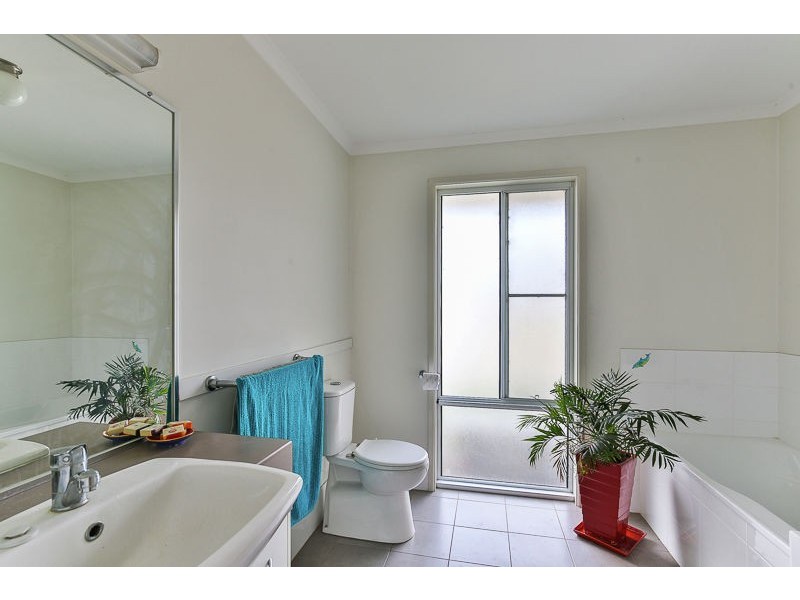 12 Baxwill Court, Top Camp QLD 4350