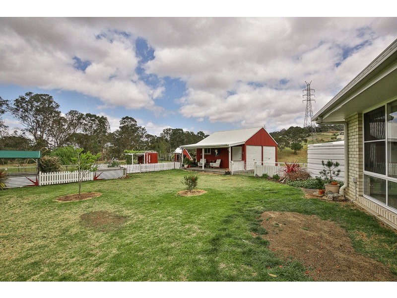 12 Baxwill Court, Top Camp QLD 4350