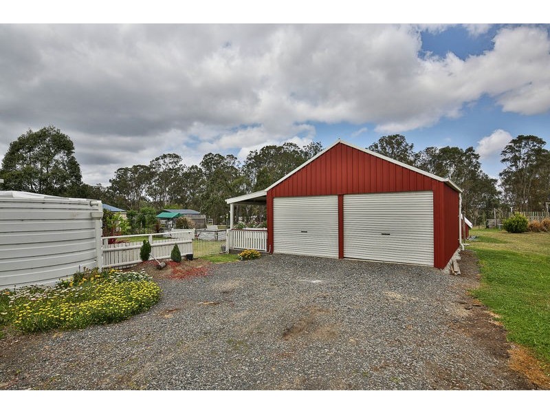 12 Baxwill Court, Top Camp QLD 4350