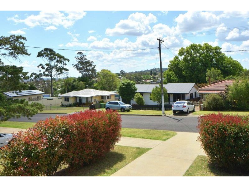 8 Gregory Street,, Harlaxton QLD 4350