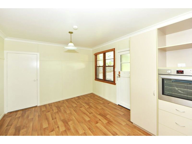 8 Gregory Street,, Harlaxton QLD 4350