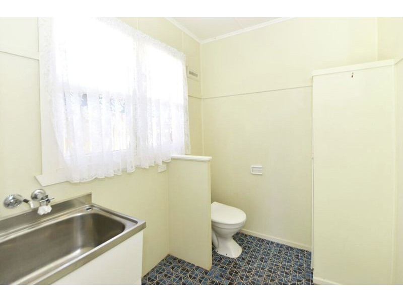 8 Gregory Street,, Harlaxton QLD 4350