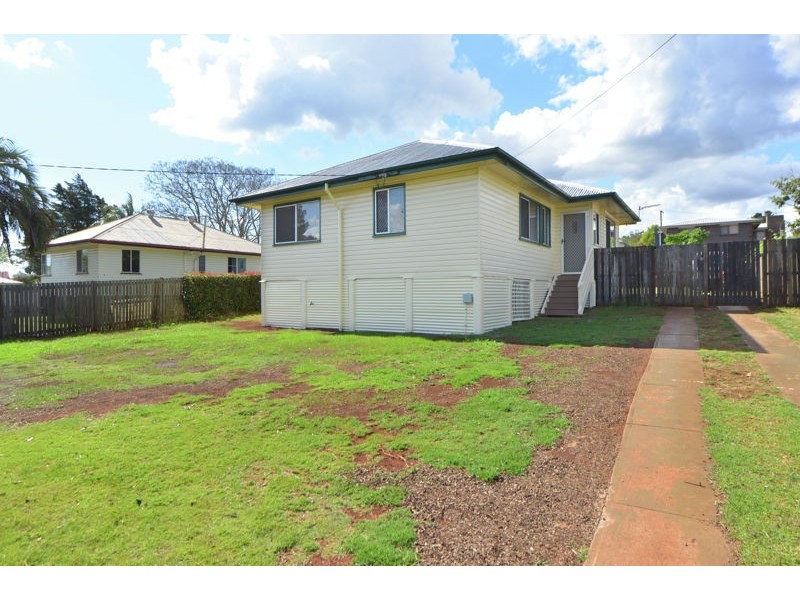 Harlaxton QLD 4350