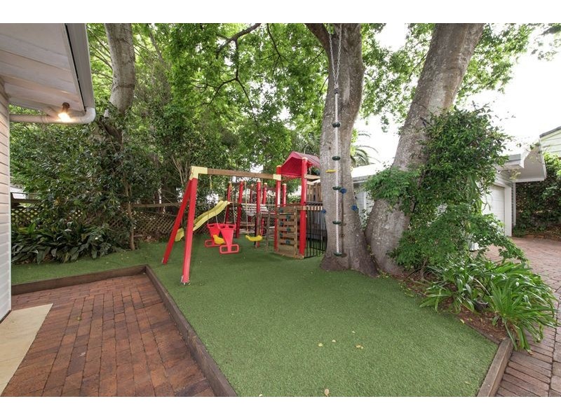 140 Mackenzie Street, East Toowoomba QLD 4350