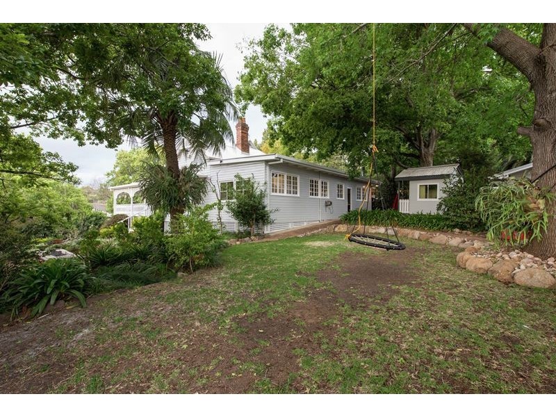 140 Mackenzie Street, East Toowoomba QLD 4350