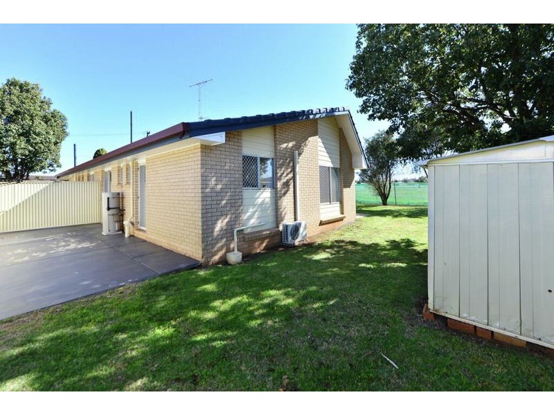 6 Rogers Court, Wilsonton QLD 4350