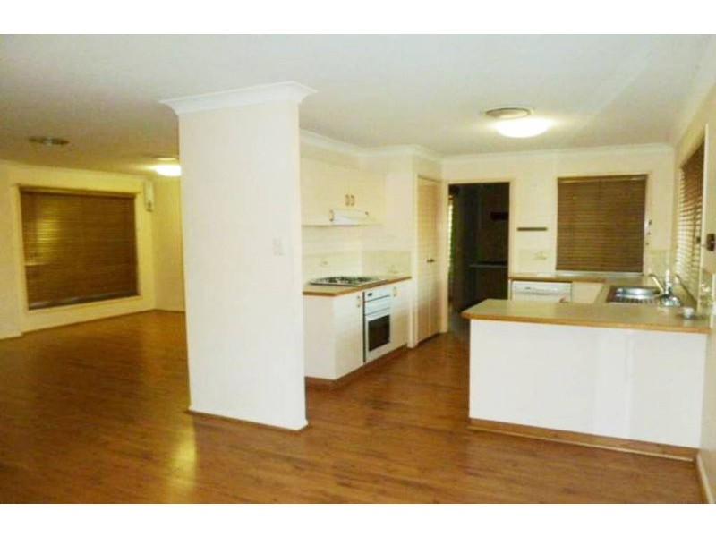 28 Joseph Street, Oakey QLD 4401
