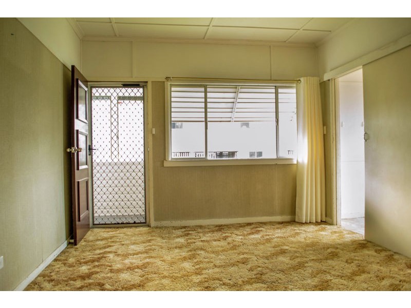 33 Dalgleish Street, South Toowoomba QLD 4350