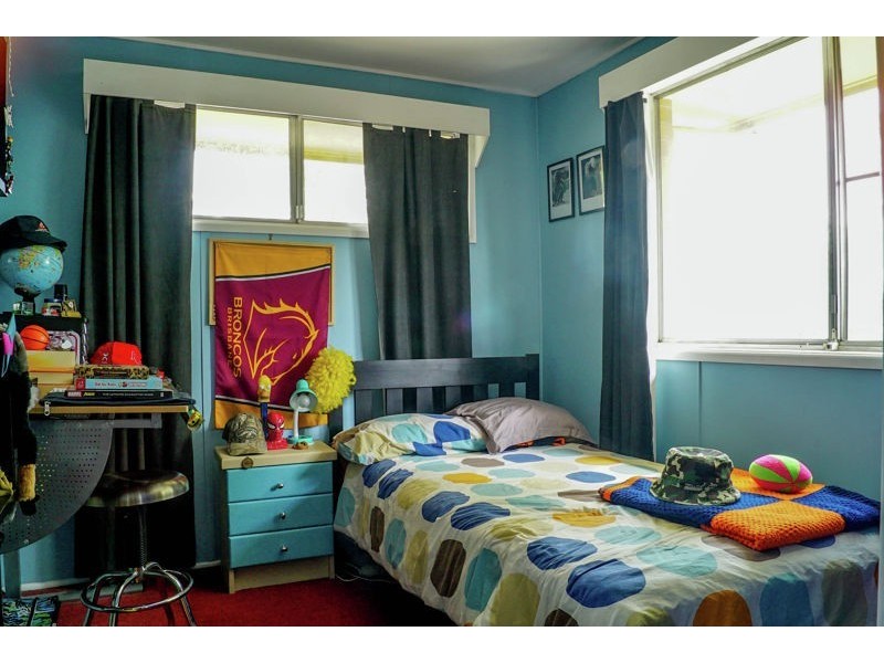 19 Farr Street, Kearneys Spring QLD 4350