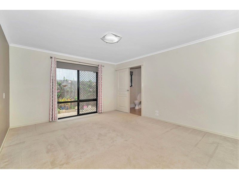 23 Ashford Drive, Wyreema QLD 4352