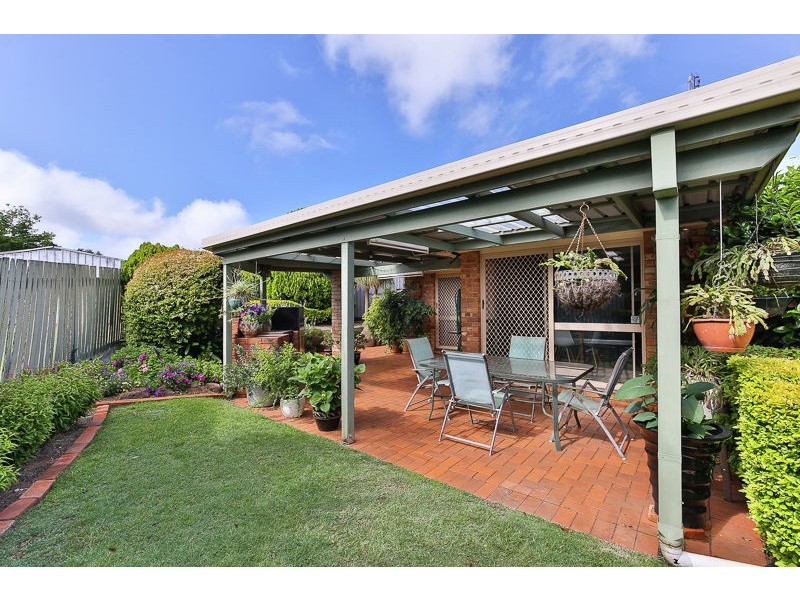 12 Marguerita Court, Centenary Heights QLD 4350