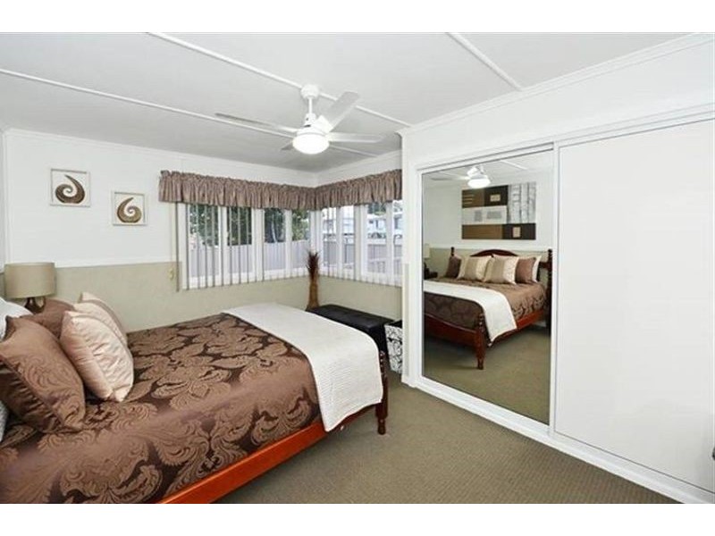 11 Hanlon Street, Newtown QLD 4350