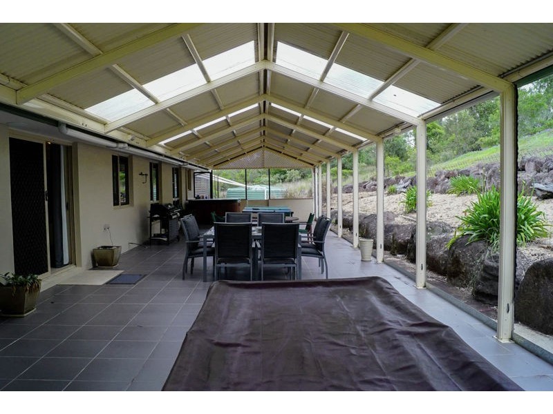 84 Moseley Road, Glencoe QLD 4352