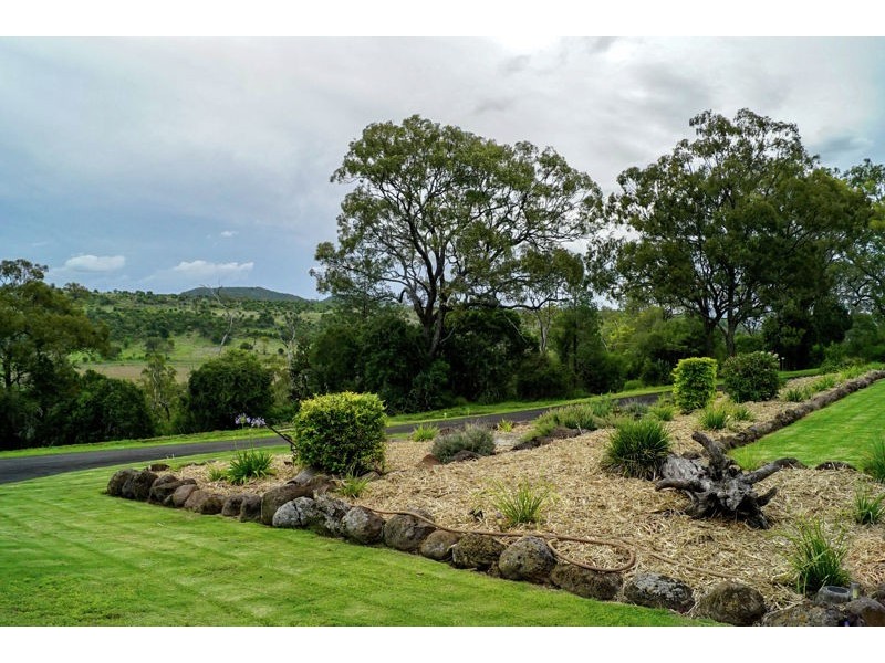 84 Moseley Road, Glencoe QLD 4352