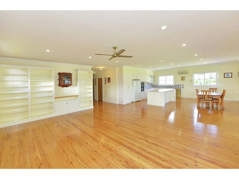 10 Horner Street, Centenary Heights QLD 4350