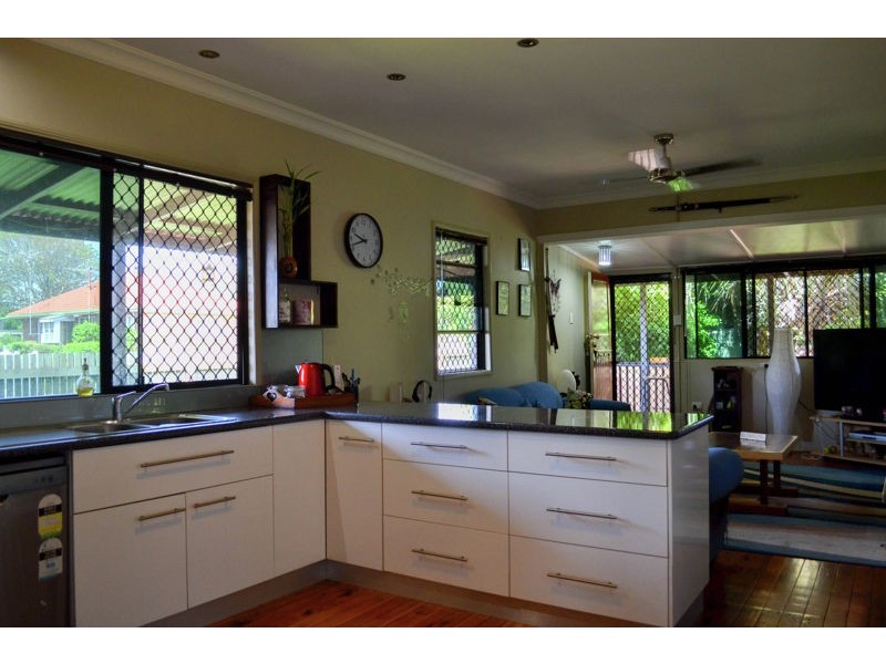 58 Drayton Road, Harristown QLD 4350