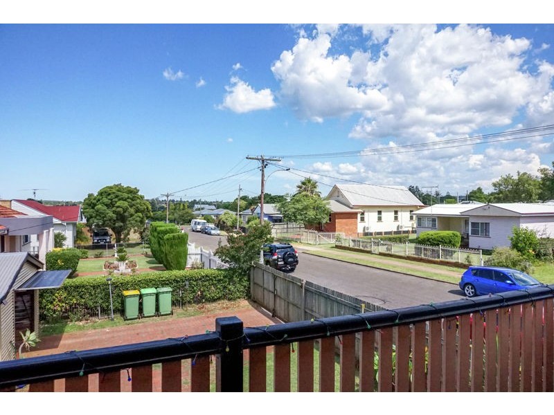 58 Drayton Road, Harristown QLD 4350