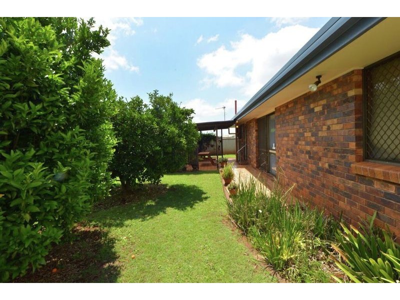Centenary Heights QLD 4350