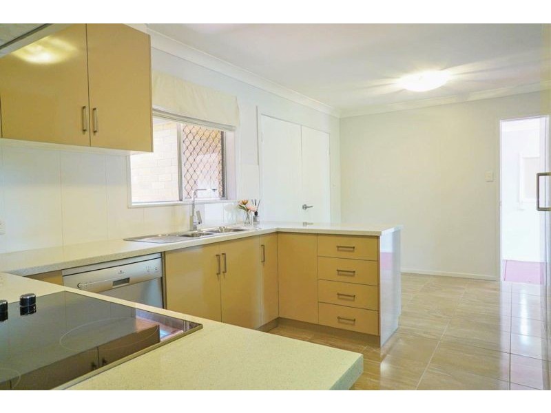 3 Greenbury Street, Rockville QLD 4350